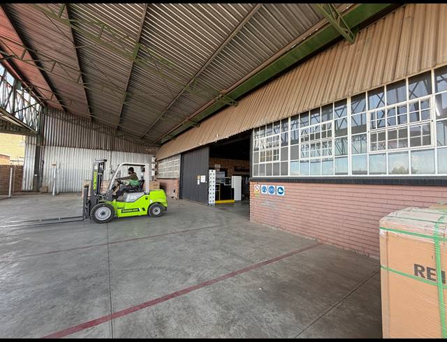 1,500M² FACTORY TO LET IN ALRODE